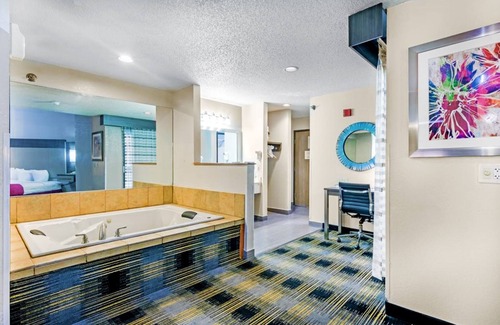 Jackson Hotel | Baymont by Wyndham Jackson