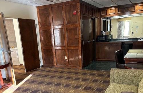 Johnson City Hotel | Baymont by Wyndham Johnson City