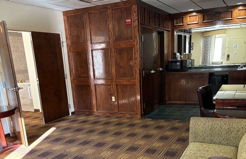 Johnson City Hotel | Baymont by Wyndham Johnson City