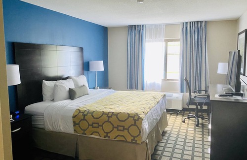 Latham Hotel | Baymont by Wyndham Latham Albany Airport