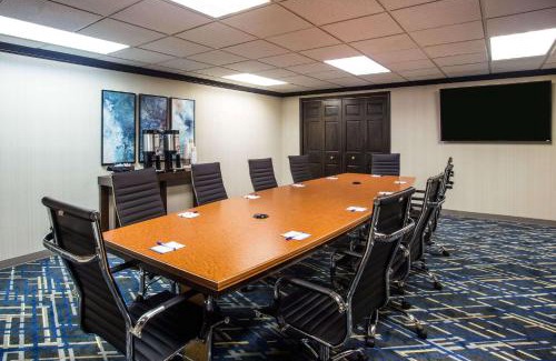 Madison Hotel | Baymont by Wyndham Madison West/Middleton WI West