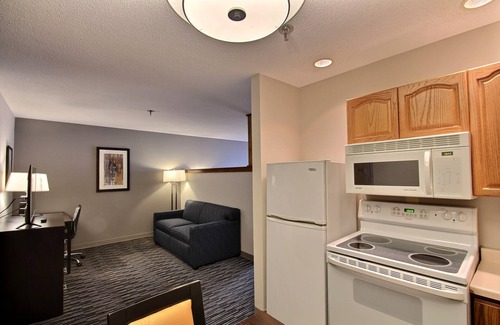 Madison Hotel | Baymont by Wyndham Madison West/Middleton WI West