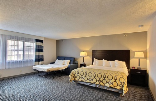 Madison Hotel | Baymont by Wyndham Madison West/Middleton WI West