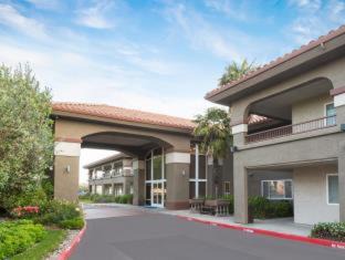 Modesto Hotel | Baymont by Wyndham Modesto Salida
