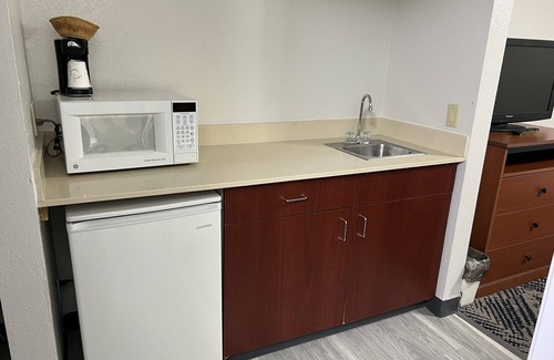 Chalco Hotel | Baymont by Wyndham Omaha SW