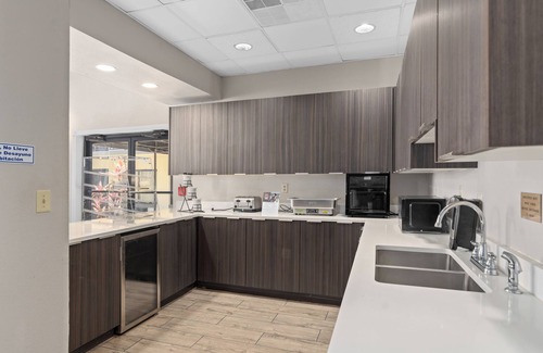Orlando Hotel | Baymont by Wyndham Orlando East