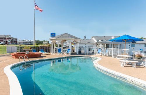 Osage Beach Hotel | Baymont by Wyndham Osage Beach