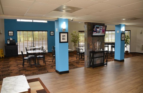Santee Hotel | Baymont by Wyndham Santee