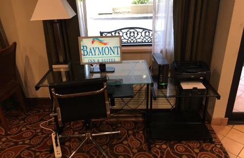 Stevensville Hotel | Baymont by Wyndham St. Joseph/Stevensville