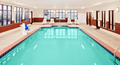 Stevensville Hotel | Baymont by Wyndham St. Joseph/Stevensville