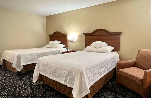 Troy Hotel | Baymont by Wyndham Troy