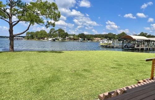 East Cobb House | Bayou 565 - Panhandle Paradise