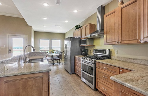 Lacombe House | Bayou Lacombe Big Branch Wildlife Refuge Retreat