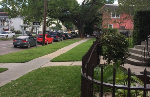 Esplanade Ridge Apartment | Bayou St. John Jazz Fest Gem