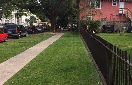 Esplanade Ridge Apartment | Bayou St. John Jazz Fest Gem