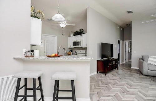 Buttonwood Villa | Bayport - Villagepeople