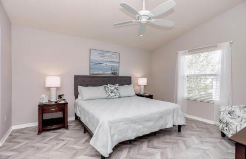 Buttonwood Villa | Bayport - Villagepeople
