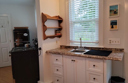 Brewster Apartment | Bayside Apt