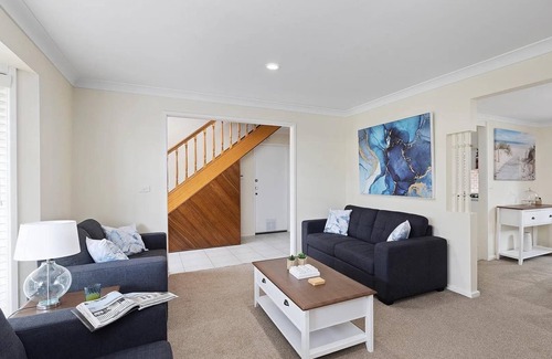 Fingal Bay House | Bayside at Fingal Bay