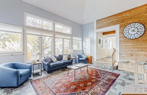 Lamoine House | Bayside Hideout