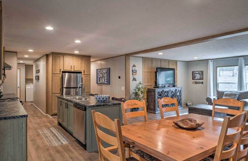 Negreet House | 'Bayside' Louisiana Vacation Rental w/Dock!