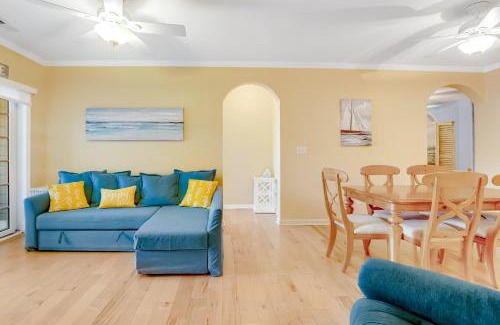 Sun Ridge Apartment | Bayside Resort -31568 Winterberry Pkwy. #305