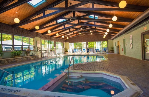 Lake George Hotel | Bayside Resort, Lake George NY