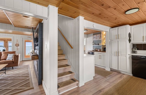 Colchester House | Bayside Retreatn