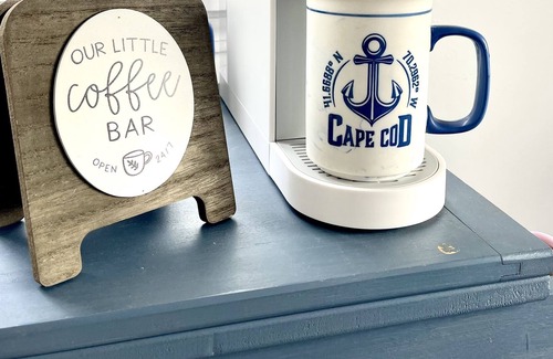 Buzzards Bay Cottage | Bayside studio cottage on Buttermilk Bay, steps to the private sandy beach.