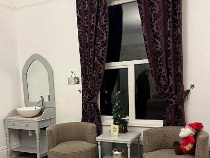 Lowestoft House | Baytree House