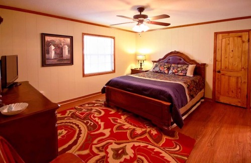 Negreet House | Bayview Lodge*Great Rental for a large family, Special Event, or just relaxing