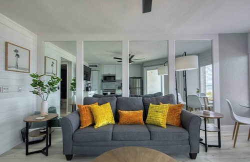 Belleair Beach Condo | BBC113 Renovated Beachfront Condo W/Pool