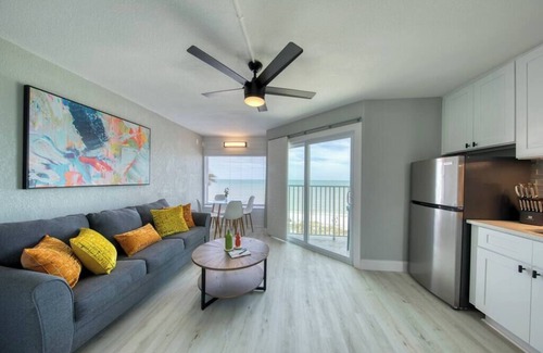 Belleair Beach Condo | BBC310 Renovated Beachfront Condo W/Pool