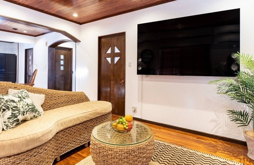 Kadena-cho House | BBQ is possible A private house that rises on a h / Uruma Okinawa