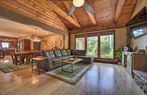 Franklin House | BBQ Ready Secluded Franklin Getaway with Rec Room