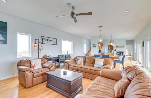 Freeport House | BBQs and Decks Oceanfront Surfside Beach Home