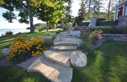 Traverse City House | Be Dazzled- Grand Traverse Bay-Traverse City
