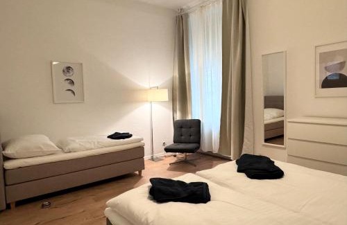 Charlottenburg Apartment | Be in Berlin Apartments at Charlottenburg Castle