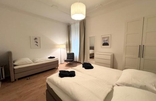 Charlottenburg Apartment | Be in Berlin Apartments at Charlottenburg Castle