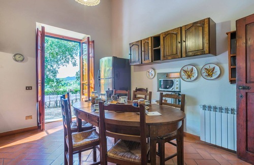 San Casciano in Val di Pesa House | Beautiful private villa for 9 guests with hot tub, WIFI, TV, patio and panoramic view