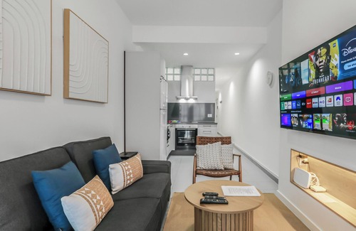 Las Palmas de Gran Canaria House | Beachside Comfort Las Canteras