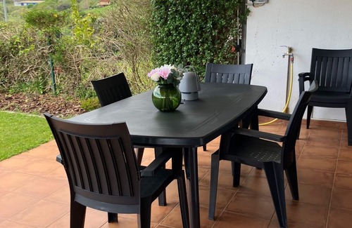 San Vicente de la Barquera Apartment | Beautiful apartment on the coast with garden and swimming pool. Unique view!