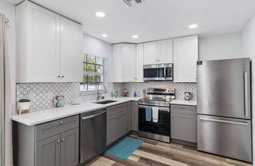 Fort Myers Beach House | Beach and Boaters' Delight!