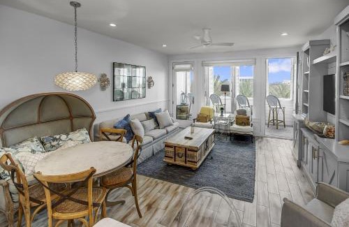 Seaside Apartment | Beach and Gulf Views from the Center of Seaside! condo