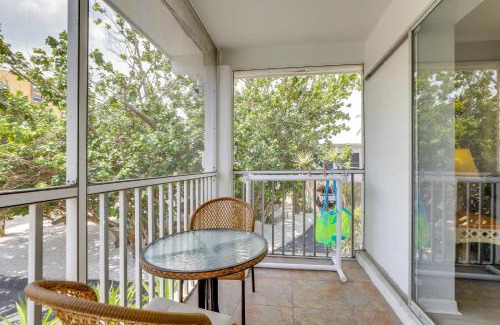 Longboat Key Villa | Beach and Pool Access Gulf Coast Villa with Balcony