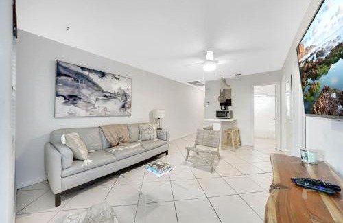 Singer Island Apartment | Beach Apart By Pmi Unit 4