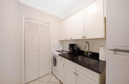 Singer Island Apartment | Beach Apart By Pmi Unit 4