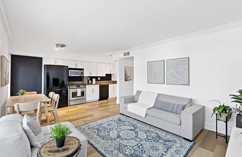 Hendricks and Venice Isles Apartment | Beach Apt With Waterview in Las Olas Blvd