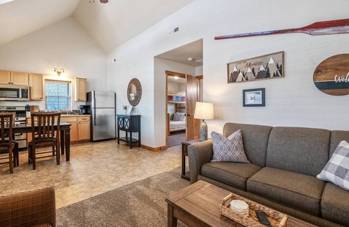 Dover Bay House | Beach Attitude - Lakefront 2 Bedroom Beach