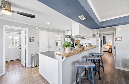 San Luis House | Beach/Bay, Boat/Fish, Sand/Surf, Deck/Vistas